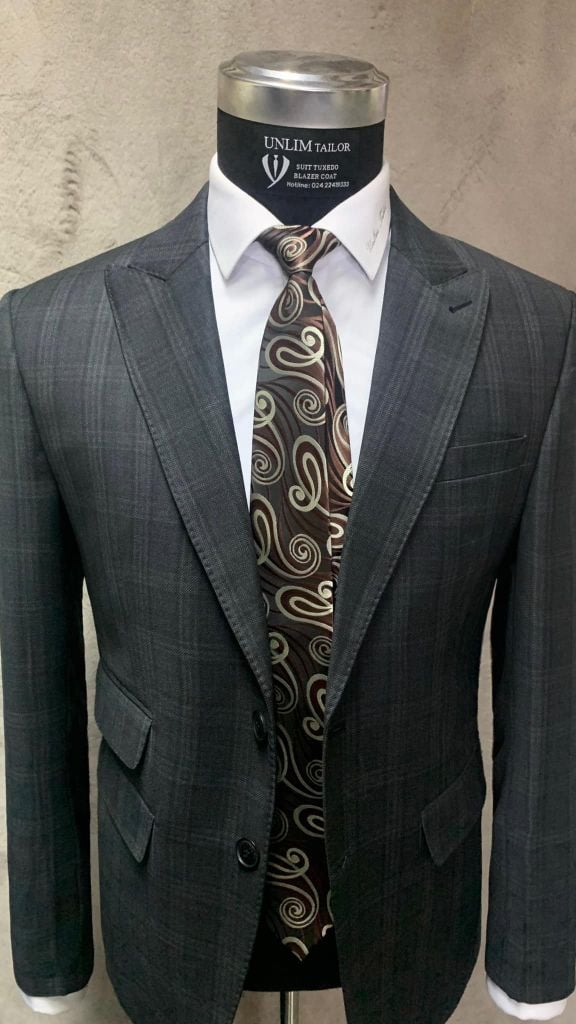 Suit Xám Tối Hoạ Tiết Prince Of Wales