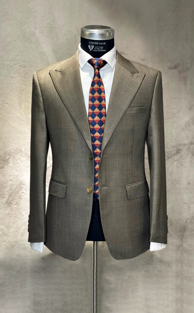 Suit Nâu Đất Cổ Nhọn