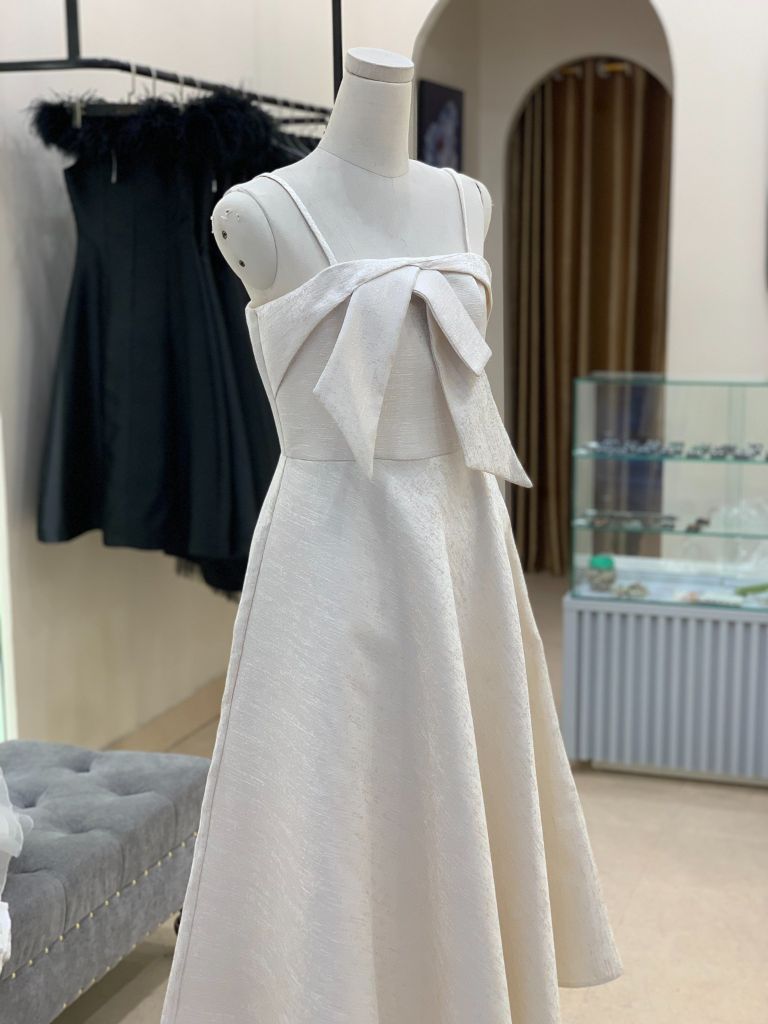 VÁY 2 DÂY NƠ NGỰC