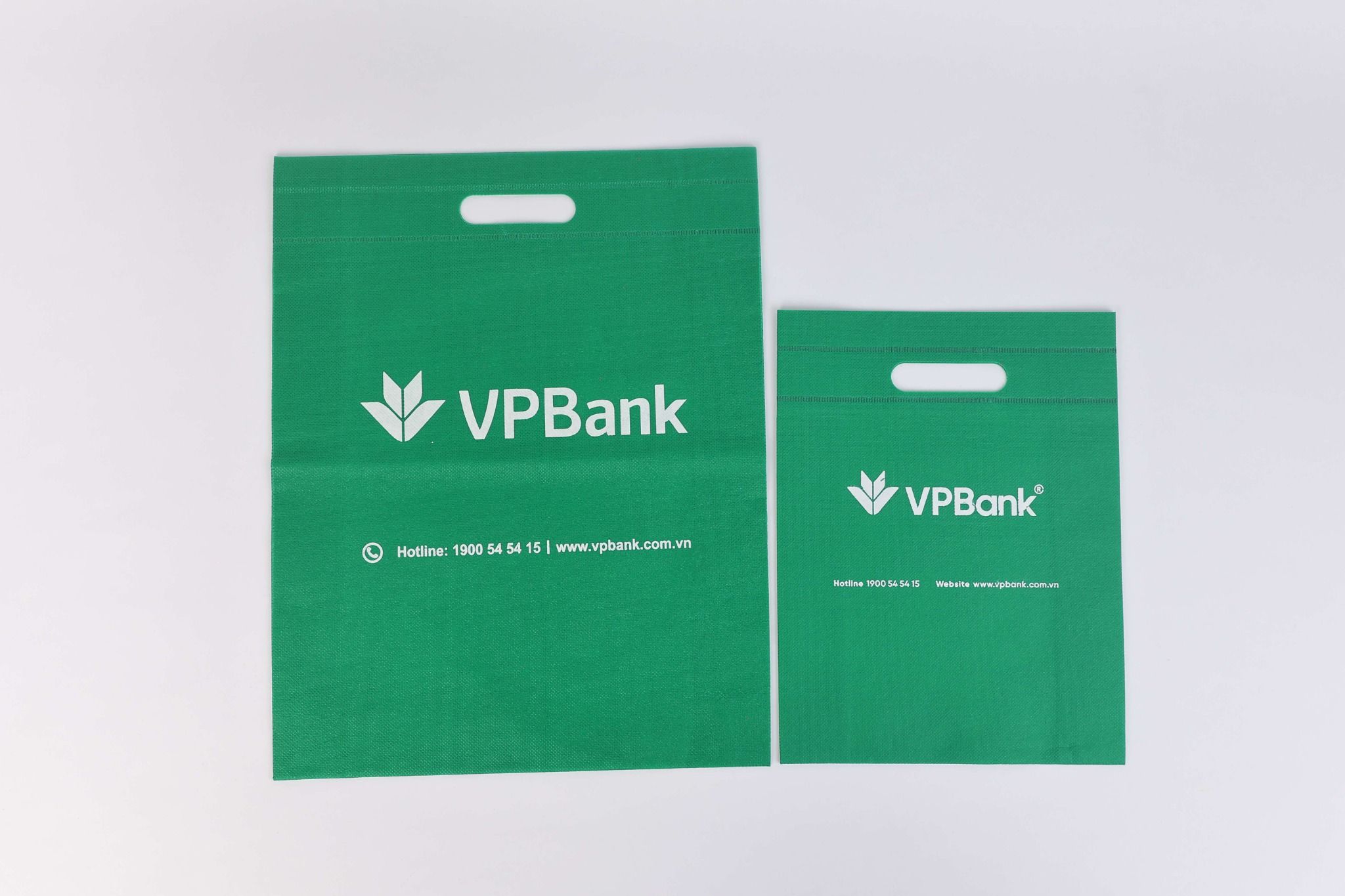  Túi vải không dệt dán nhiệt đột quai VPBANK 
