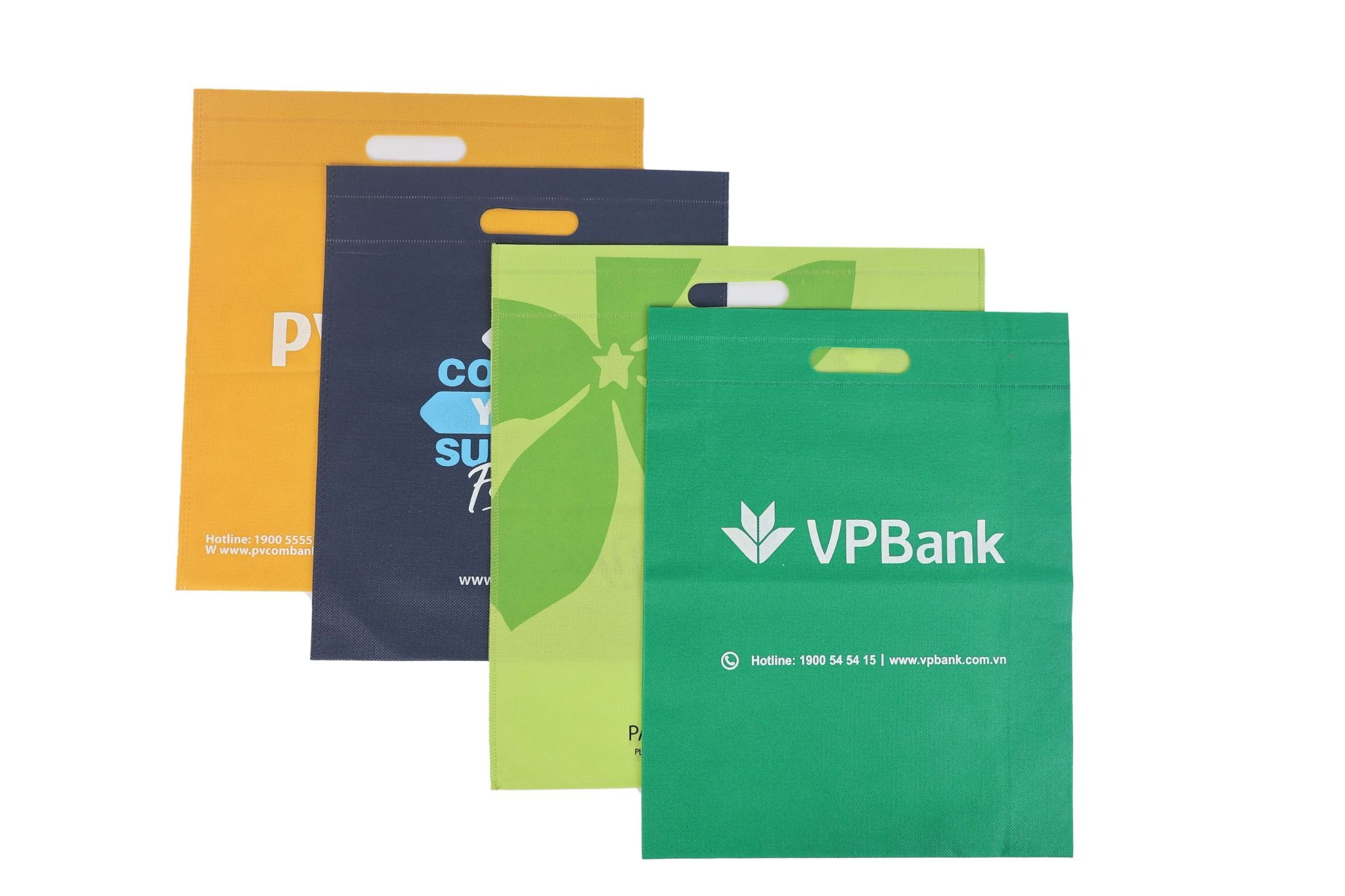  Túi vải không dệt dán nhiệt đột quai PVCOMBANK 