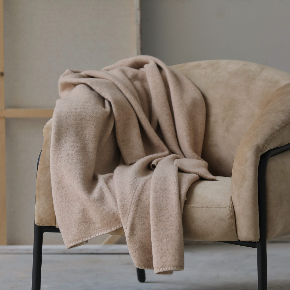 Belly Chair / Grado