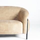  Belly Sofa / Grado 