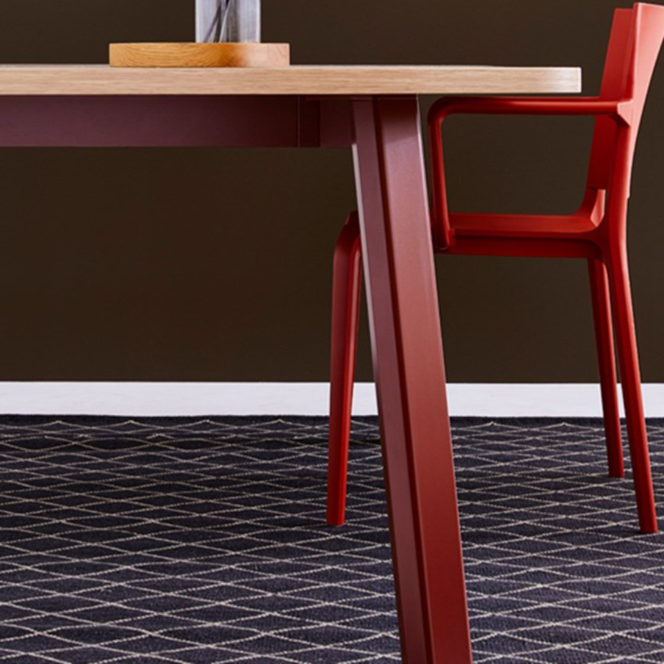 KISSEN Table / Zenith