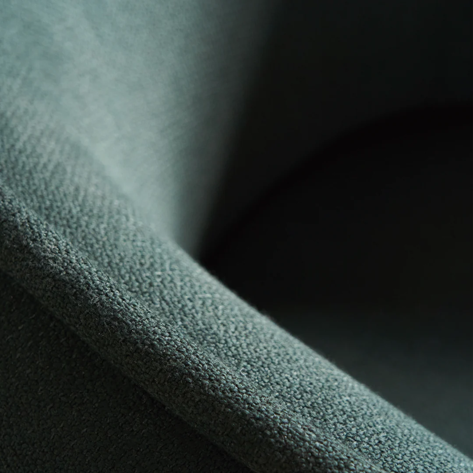 Ding Chair / Grado