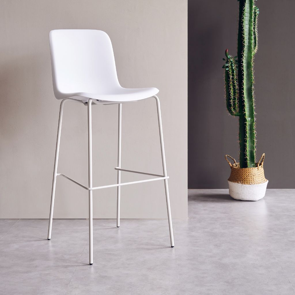 Every Chair / Grado