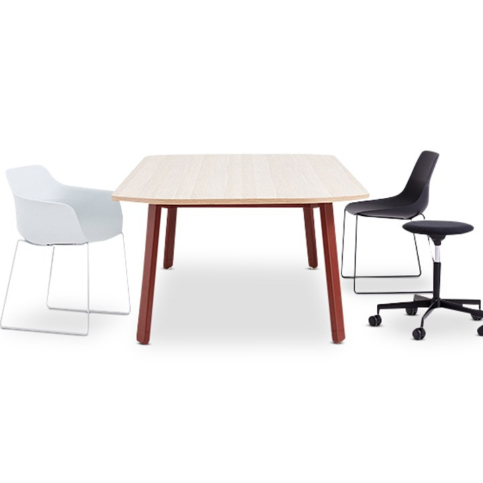 KISSEN Table / Zenith