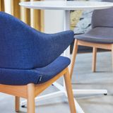  Hug Chair / Grado 