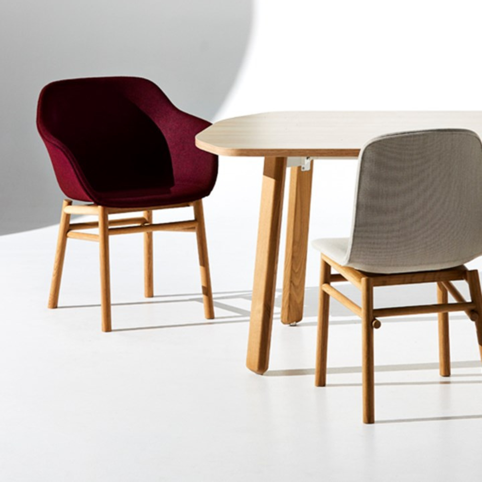 KISSEN Table / Zenith