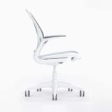  World Chair / Humanscale 