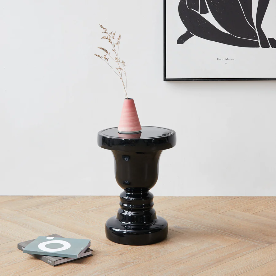 Face Stool / Grado
