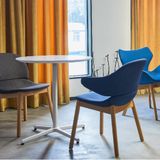  Hug Chair / Grado 