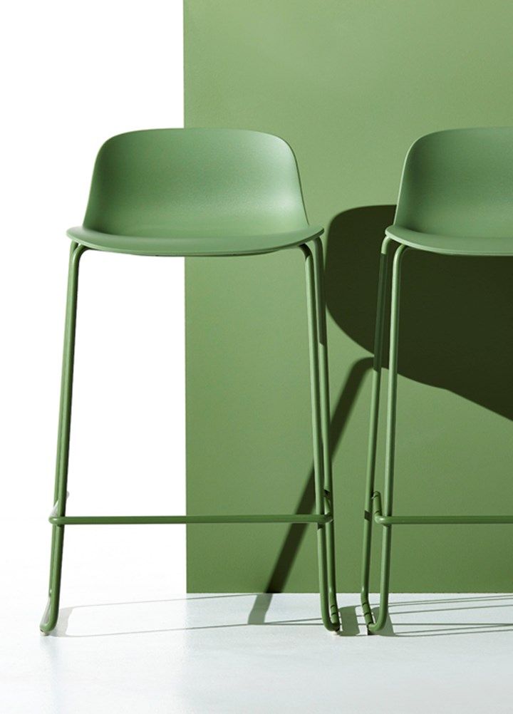 JAC Stool