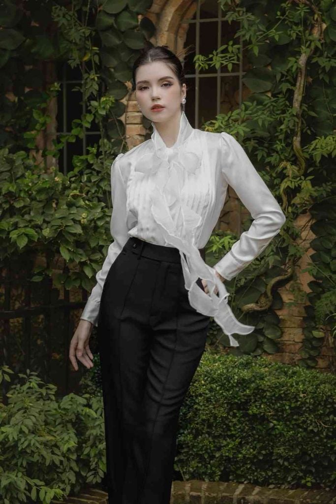 ÁO SƠ MI LỤA CỔ DỰNG XẾP BÈO SM1052