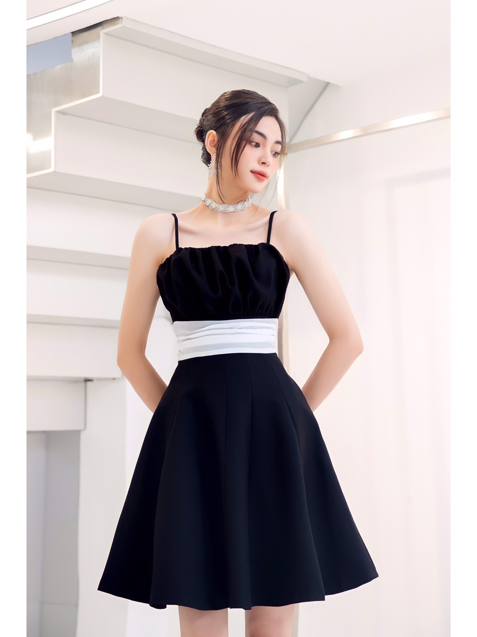 Mua Váy đầm hai dây (2 dây) xòe chữ A cài nút thân trước dự tiệc công sở  đẹp xinh phong cách Hàn Quốc DN228 | Tiki