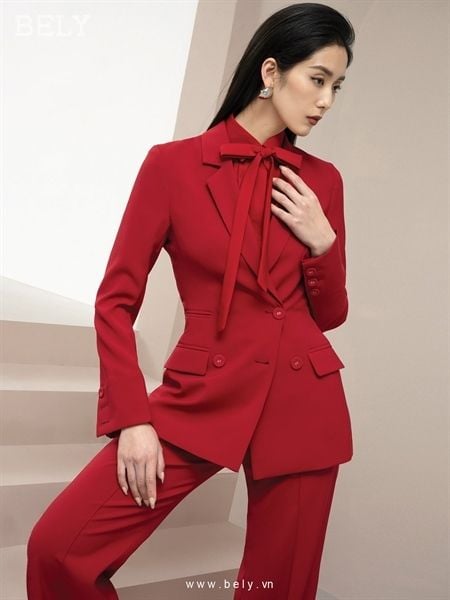 VS864 -BELY