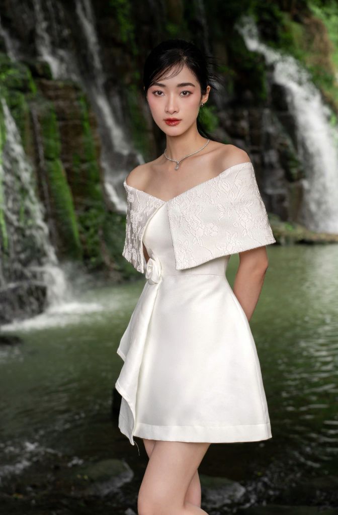 ĐẦM CHỮ A DÁNG NGẮN TRỄ VAI CV0003