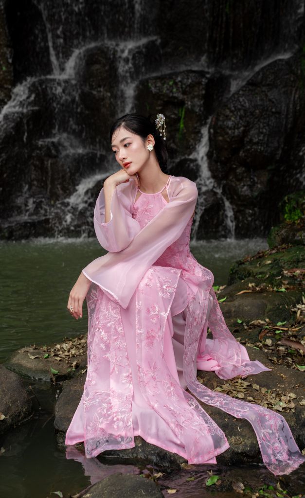 ÁO DÀI HẢI ĐƯỜNG CỔ YẾM XẺ TÀ TAY RỜI CAD0002