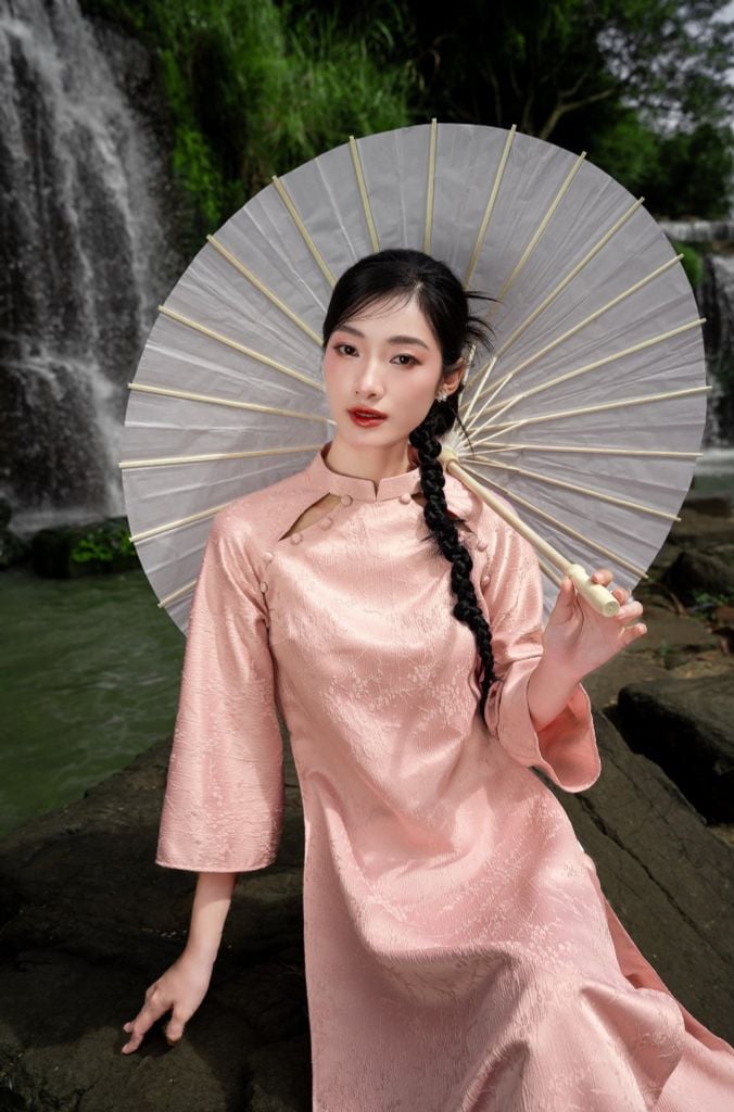 ÁO DÀI TẦM XUÂN DÁNG SUÔNG TAY LỠ CAD0003