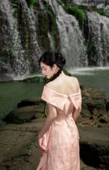 ÁO DÀI LINH LAN TRỄ VAI TÀ VIỀN BÈO SÓNG NƯỚC CAD0001