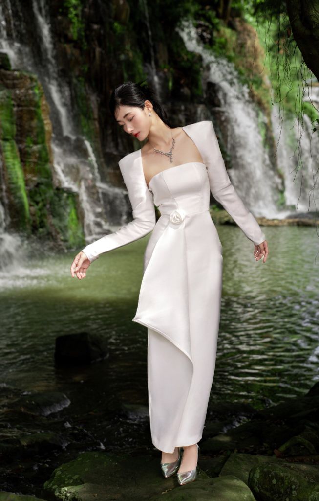 ĐẦM QUÂY BÚT CHÌ PHỐI TAY RỜI CV0009