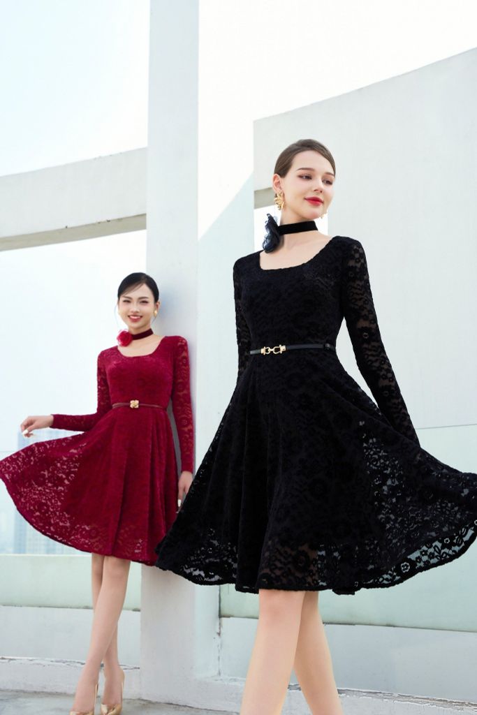 ĐẦM NGẮN DÁNG XÒE, TAY DÀI PHỐI CỔ CHỮ U V1093