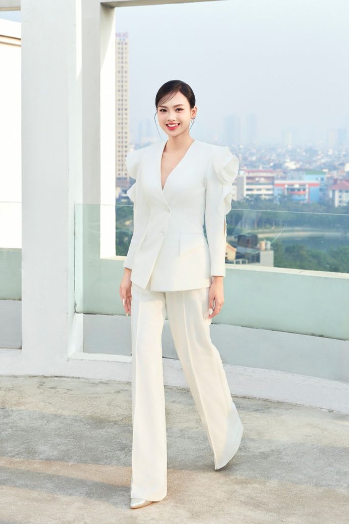 ÁO VEST CỔ TIM CHIẾT EO DRAPING HOA NỔI VS1098