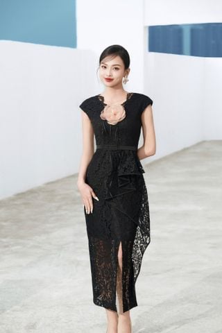 ĐẦM BÚT CHÌ CỔ TIM, KHÔNG TAY PHỐI BÈO LỆCH ĐÍNH EO V1090