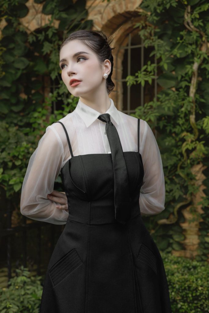 ĐẦM YẾM HAI DÂY DÁNG XOÈ XẺ ĐÙI V1034