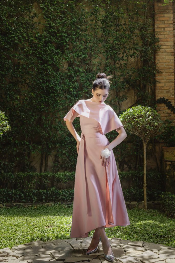 ĐẦM ĐUÔI CÁ CỔ XẾP KHỐI XẺ TÀ V1036