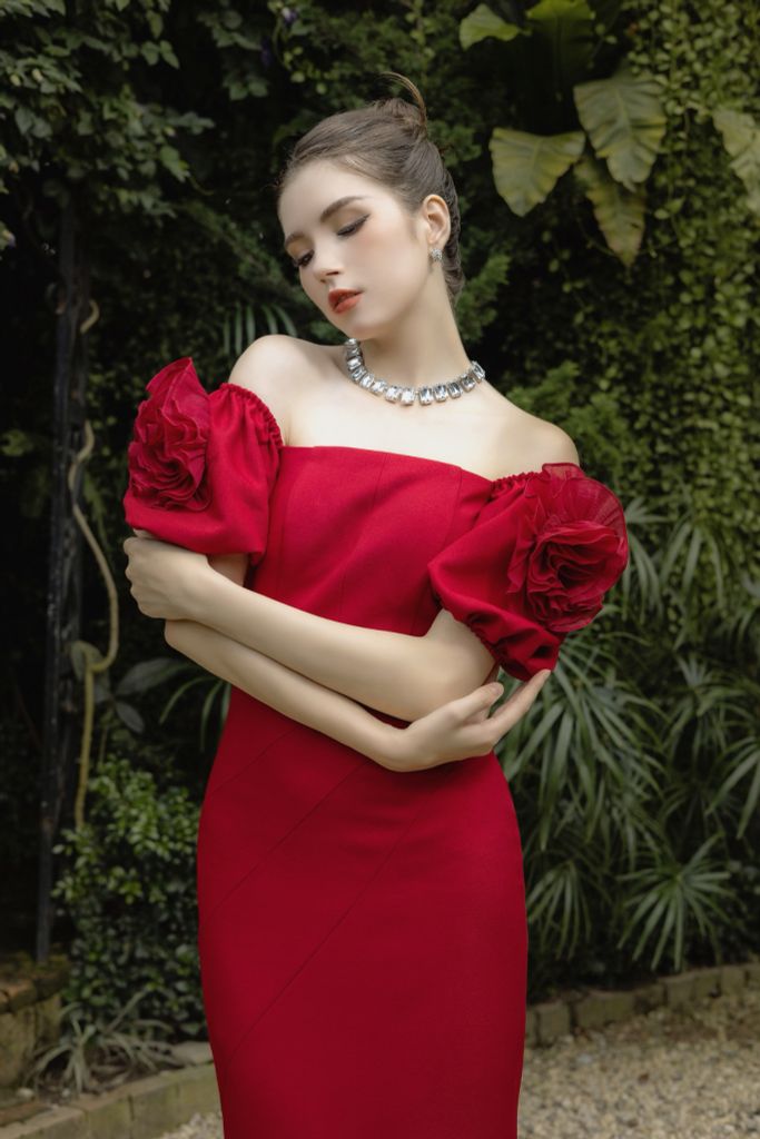 ĐẦM BÚT CHÌ TRỄ VAI DRAPING HOA V1079