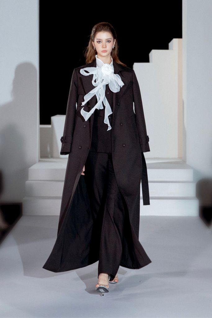 VS1049 - Áo vest cổ U thiết kế 1 hàng khuy - BELY