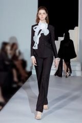 VS1049 - Áo vest cổ U thiết kế 1 hàng khuy - BELY