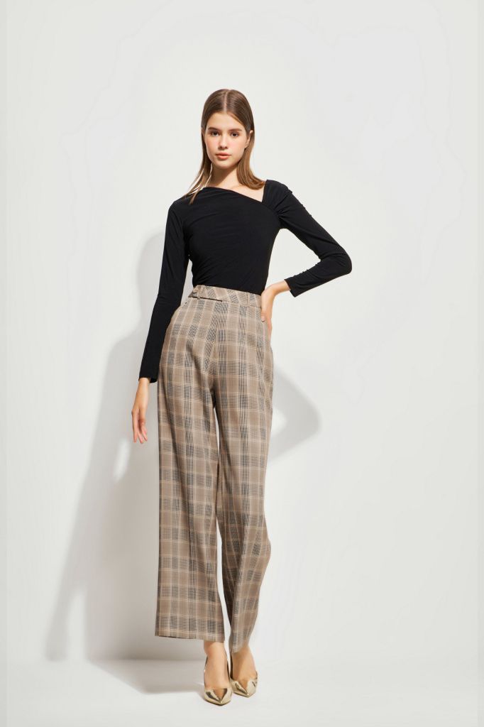 ÁO THUN LỆCH VAI A826