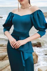 V974 -  Đầm xẻ tà dáng dài