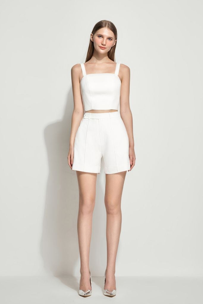 Q932 - Quần short cạp cao, thiết kế li mí trước sau - BELY