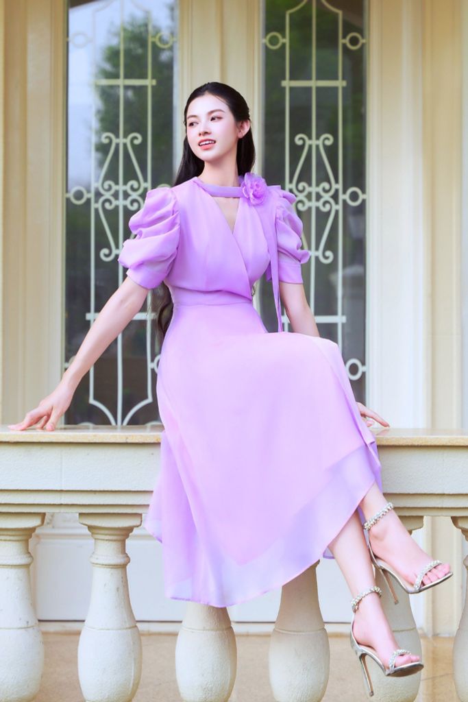 V1076 - Váy đầm thiết kế cổ tim vắt, dáng xoè tay cộc bồng
