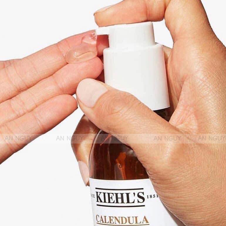 Sữa Rửa Mặt Kiehl's Calendula Deep Cleansing Foaming Face Wash Chiết Xuất Hoa Cúc 230ml