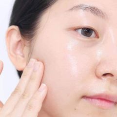 Kem Dưỡng Ẩm Hatomugi Moisturizing & Conditioning The Milky Cream Giúp Sáng Da 300gr