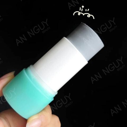 Thanh Lăn Mụn Neogen Dermalogy Canadian Clay Pore Stick Từ Đất Sét Bùn Trắng Loại Bỏ Mụn Đầu Đen 28gr