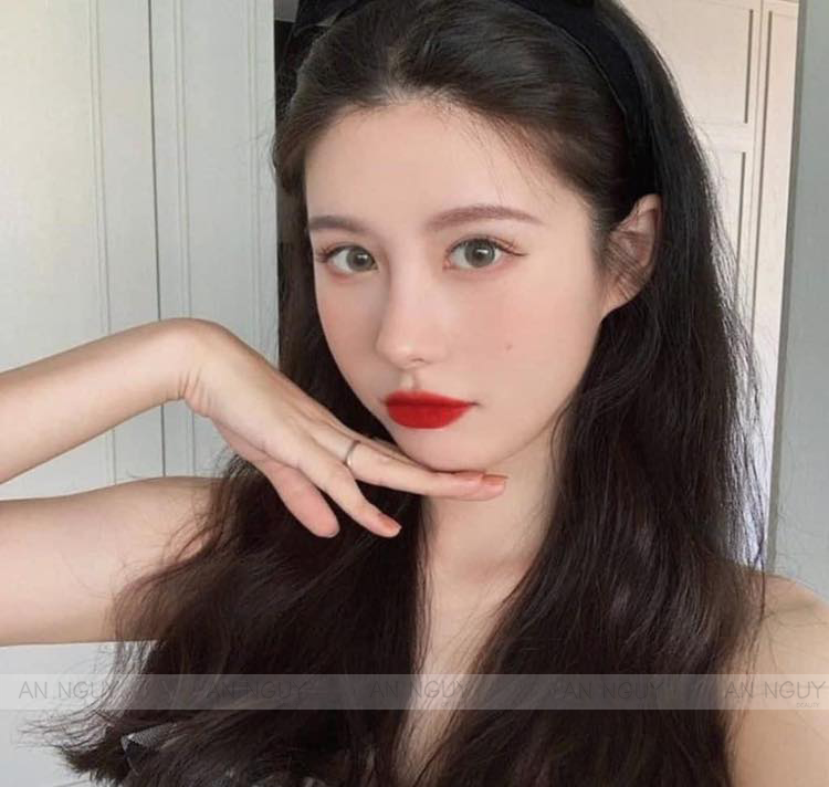 Son Thỏi Givenchy Le Rouge Sheer Velvet Matte Lipstick 3.4gr