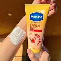 Sữa Chống Nắng Vaseline Healthy Bright Sun + Pollution Protection SPF 50+ PA++++  Dưỡng Trắng Da Cơ Thể
