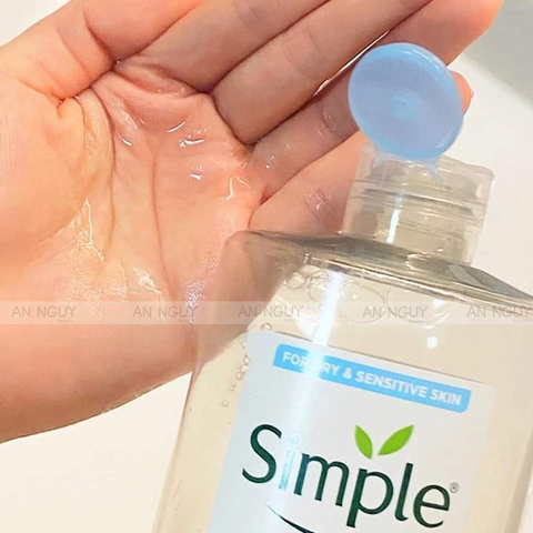 Nước Tẩy Trang Simple Water Boost Micellar Cleansing Water Làm Sạch, Dưỡng Ẩm 200ml