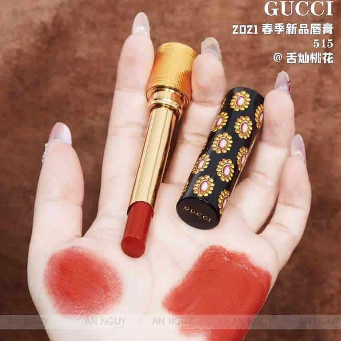 Son Thỏi Gucci Rouge De Beauté Brillant Glow & Care Lip Colour 1.8gr #515 Devotion