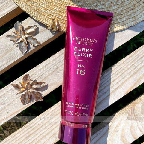 Dưỡng Thể Victoria's Secret Berry Elixir No.16 236ml