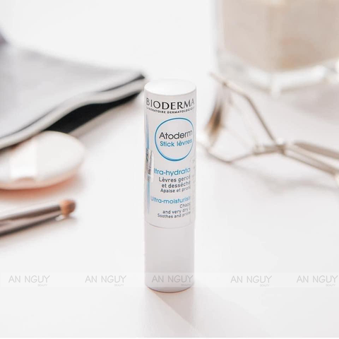 Son Dưỡng Dạng Sáp Bioderma Atoderm Stick Levres Làm Dịu Môi Khô, Nứt Nẻ 4gr