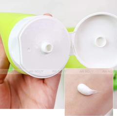Sữa Rửa Mặt Innisfree Apple Seed Soft Cleansing Foam Sạch Sâu 150ml