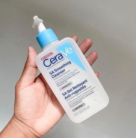 Sữa Rửa Mặt CeraVe SA Smoothing Cleanser Cho Da Khô, Nhạy Cảm 236ml