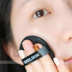 Phấn Nước Aprilskin Black Magic Snow Galaxy Edition Cushion SPF 50+/PA+++ Mịn Lì 15gr