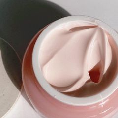 Kem Dưỡng Innisfree Jeju Cherry Blossom Tone Up Cream Giúp Trắng Da 50ml